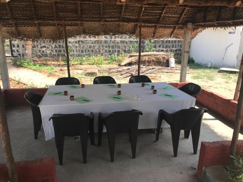 Chan Beach Resort Bahur Eksteriør bilde
