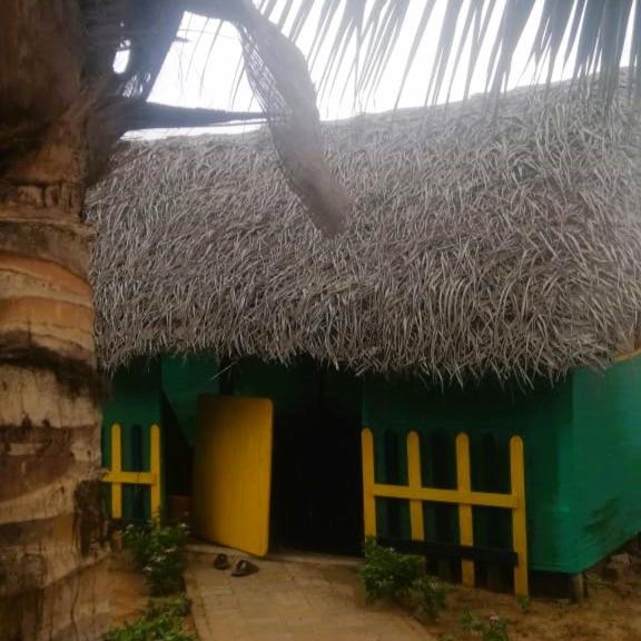 Chan Beach Resort Bahur Eksteriør bilde